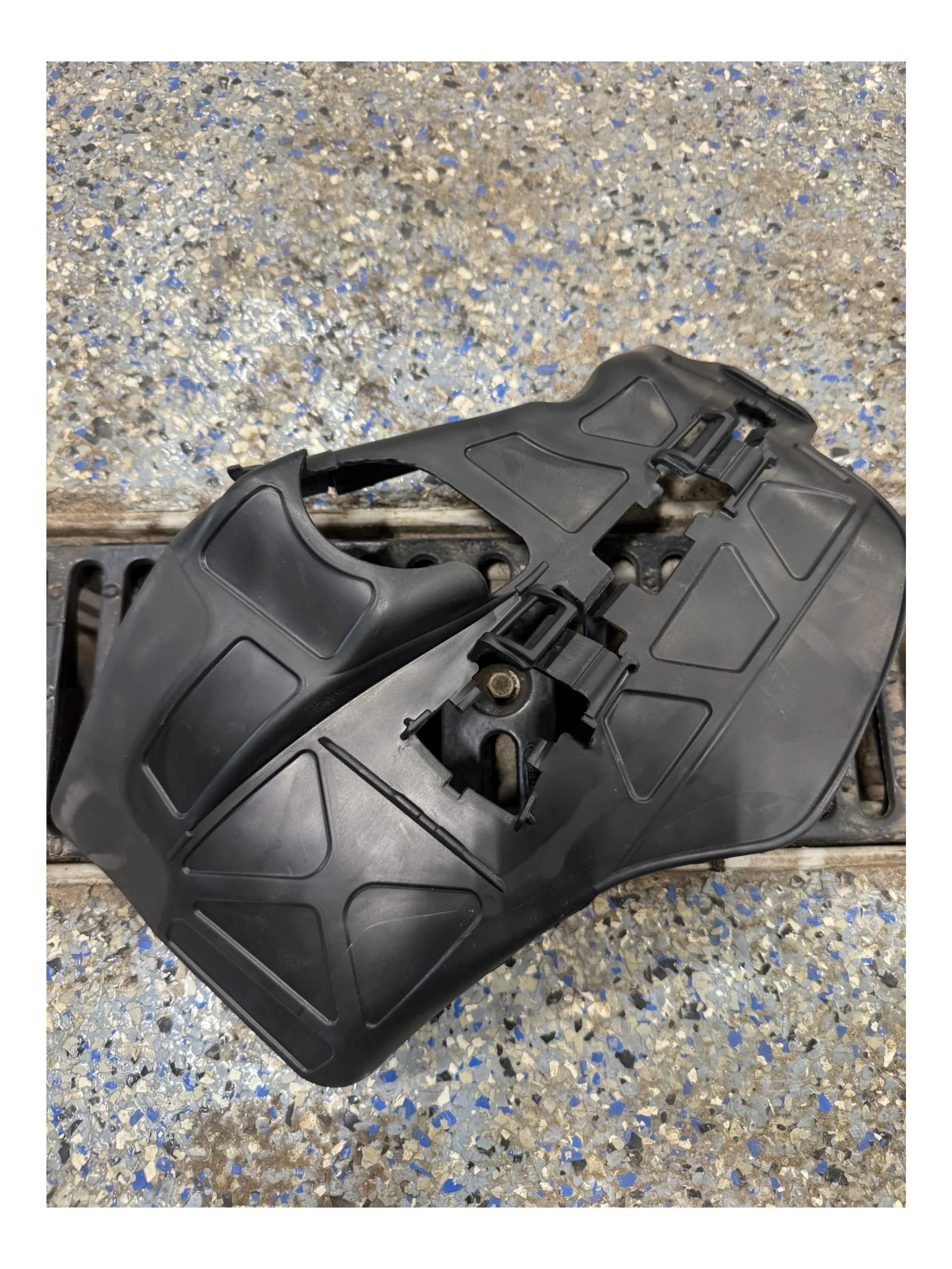 Porsche 911 Trim after dry ice blasting in Milwaukee